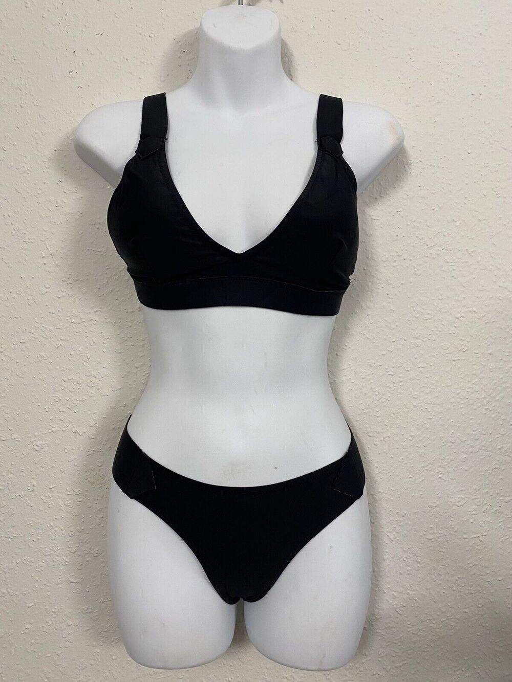 Pre-Owned ZAFUL FOREVER YOUNG 2 PIECE BIKINI SWIMSUIT SIZE Medium Black PADDED